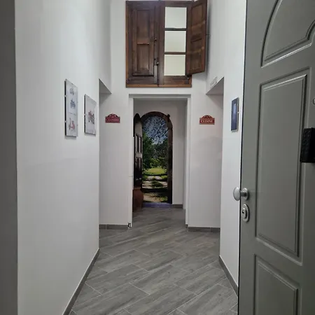 Di Kentia